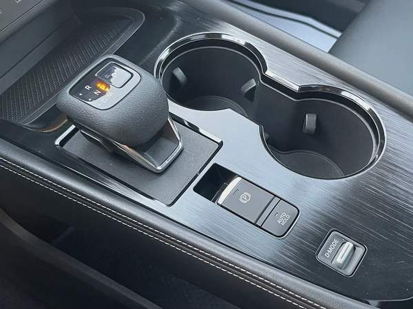 NISSAN - ROGUE - SL - 2021 - 2,5L - FULL LOADED AMERICAN SPEC VERY GOOD CONDITION