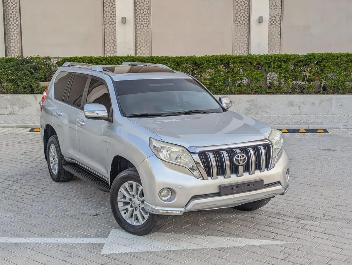 TOYOTA PRADO 2016 VXR FULL OPTION V4 2.7L GCC IN EXCELLENT CONDITION-0-0