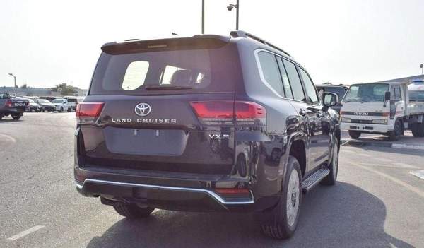 Toyota Land Cruiser Toyota Land Cruiser LC300 VXR 3.3L Diesel full option 2026