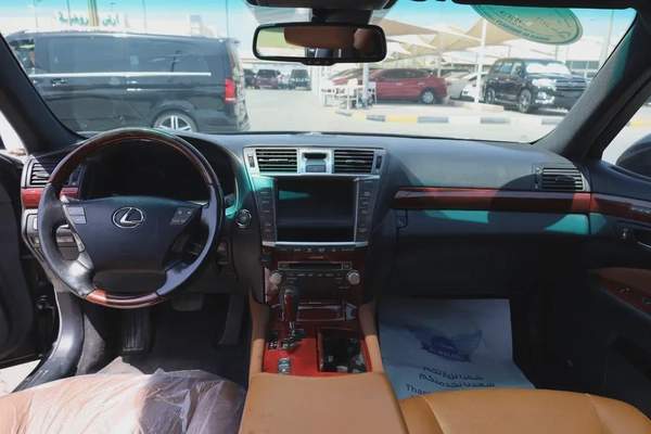 Used Lexus LS 460 4 door 4.6L SWB 2011