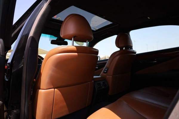 Used Lexus LS 460 4 door 4.6L SWB 2011