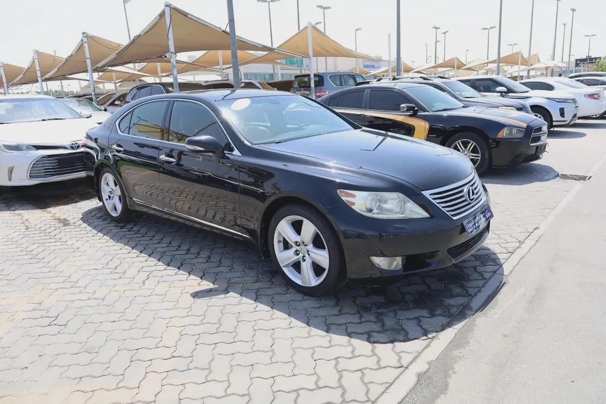 Used Lexus LS 460 4 door 4.6L SWB 2011-0-0