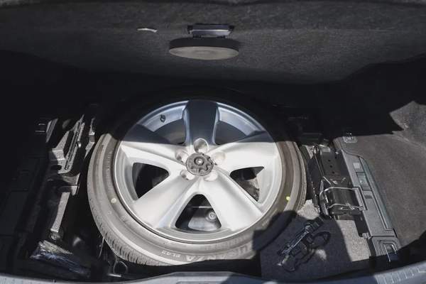 Used Lexus LS 460 4 door 4.6L SWB 2011