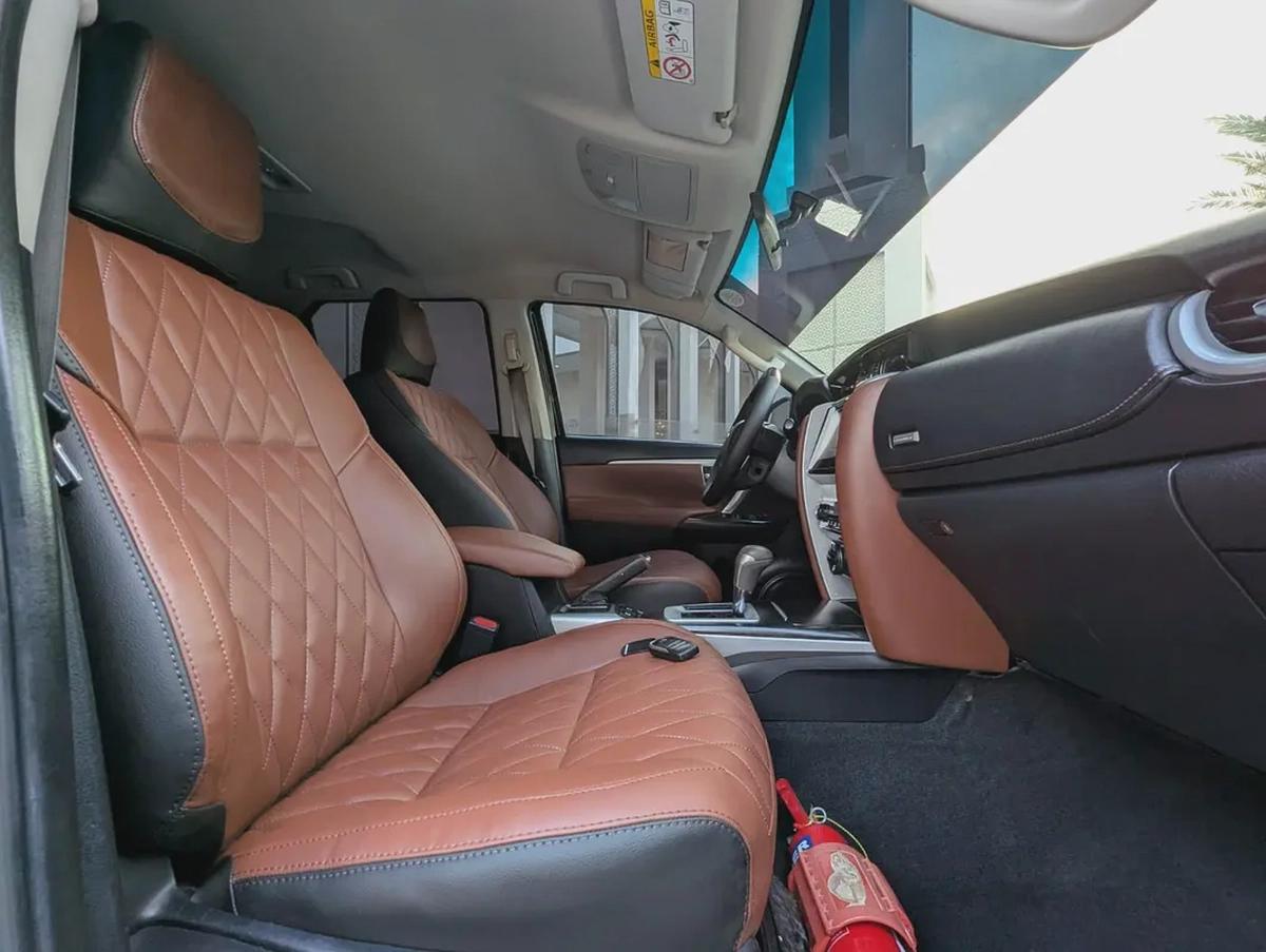 TOYOTA FORTUNER 2017 FACELIFTED 2025 GXR V6 GCC IN PERFECT CONDITION-4-4