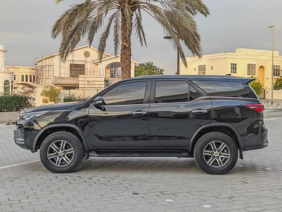 TOYOTA FORTUNER 2017 FACELIFTED 2025 GXR V6 GCC IN PERFECT CONDITION-15-15