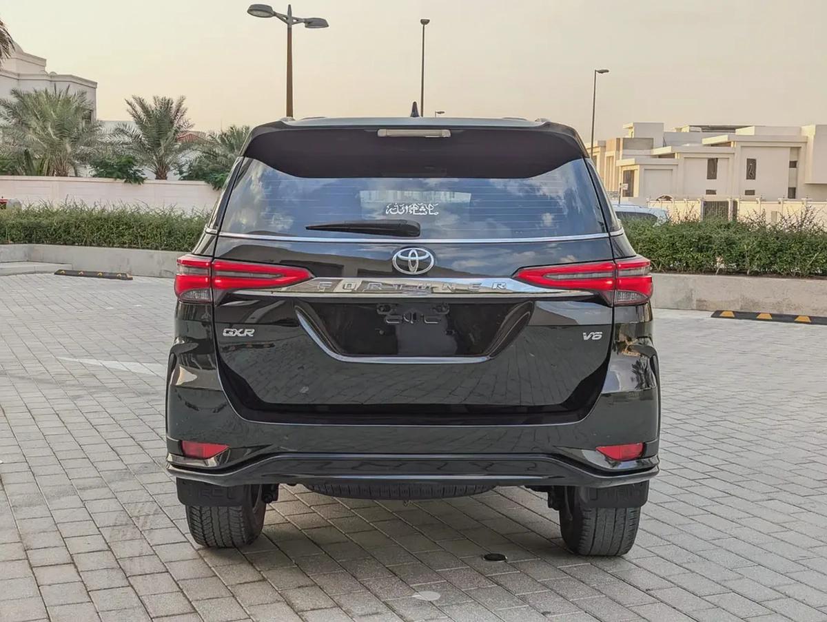 TOYOTA FORTUNER 2017 FACELIFTED 2025 GXR V6 GCC IN PERFECT CONDITION-17-17