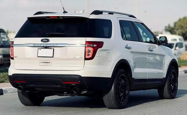 FORD EXPLORER | 2014 | XLT ECO BOOST | 7 SEATS | MINT CONDITION | FRESH JAPAN IMPORT