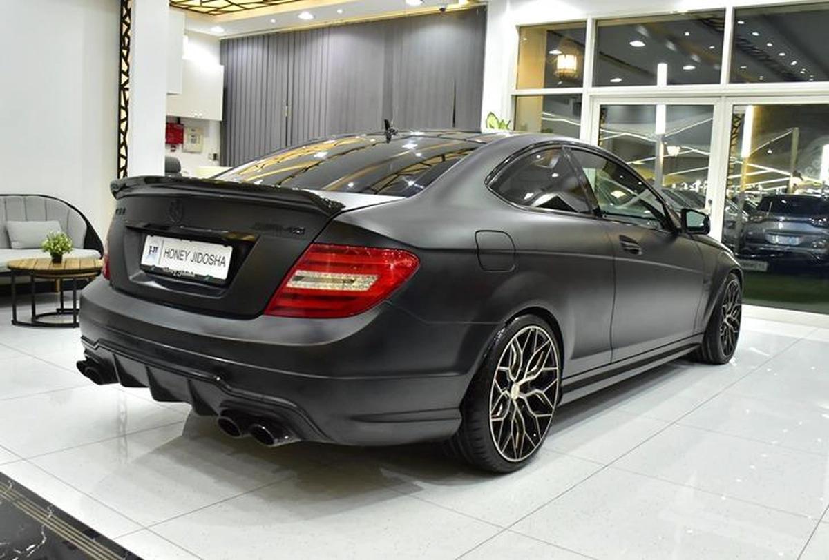 Mercedes Benz C63 AMG ( 2013 Model ) in Black Color GCC Specs-5-5