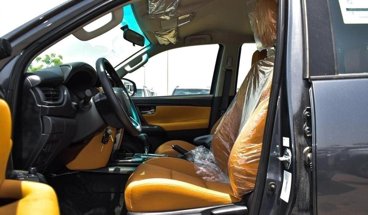 Toyota Fortuner Toyota fortuner 2.7L petrol 4x2 MY2025-5-5