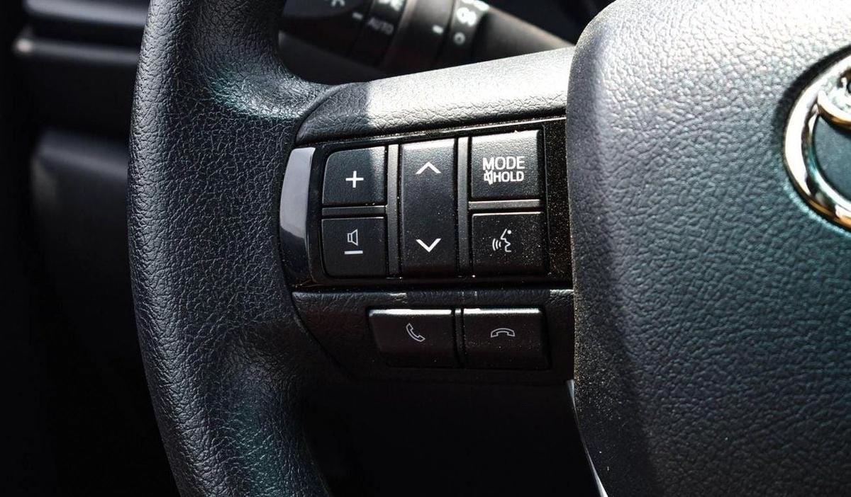 Toyota Fortuner Toyota fortuner 2.7L petrol 4x2 MY2025-7-7