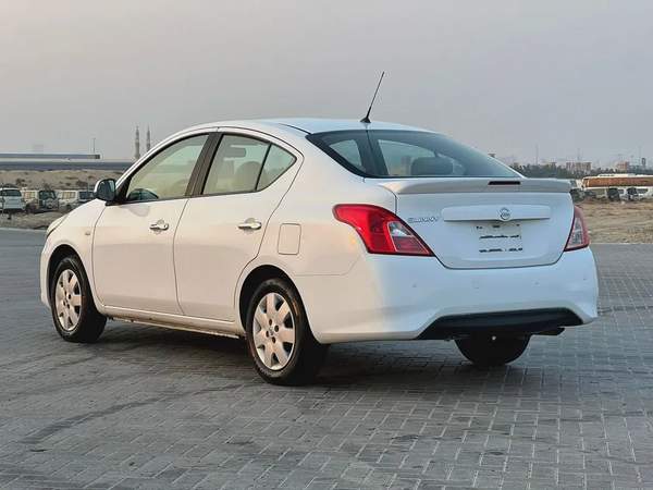 Nissan Sunny 2023 S 1.5L_GCC Specs _Monthly Installment 550 aed