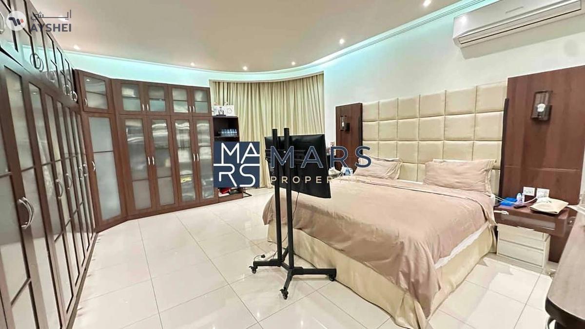 🏡 Luxurious 7-Bedroom Villa for Sale in Al Ramaqiya, Sharjah | AED 8,000,000 🌟-16-16