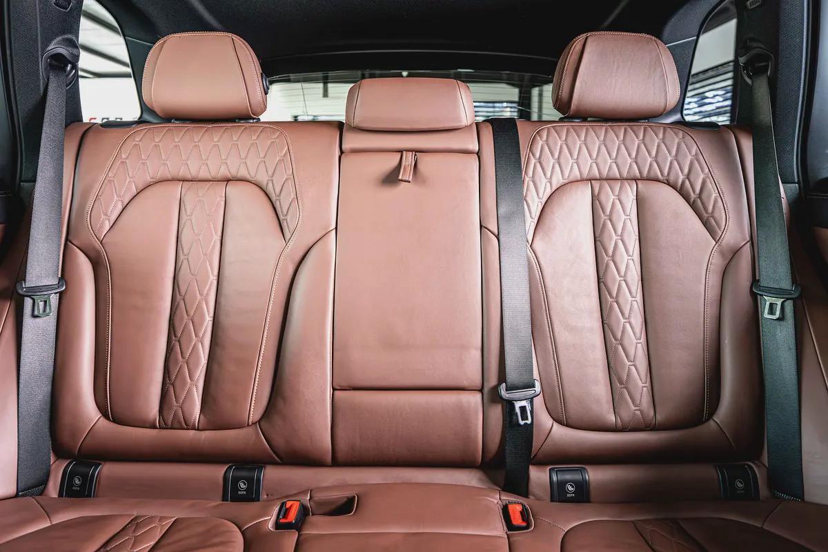 BMW X5 50i MSport GCC-AGMC Full Service History-BMW Individual Interior-Aero Dynamic Package-17-17