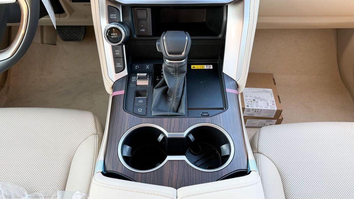 Toyota Land Cruiser Toyota Land Cruiser GXR - 3.5L TT - Fully Loaded - 2026-7-7