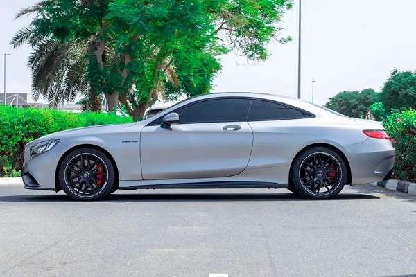 Mercedes Benz S63 AMG | 2015 | 17,500 km |