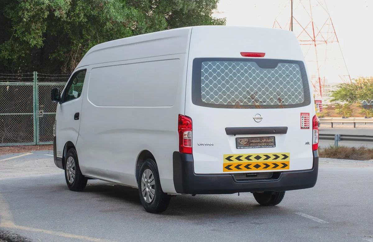 2022 Nissan Urvan | High-Roof Delivery Van | GCC Specs | Ref#N26782-3-3