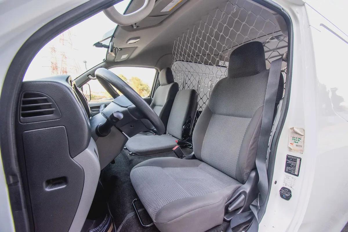 2022 Nissan Urvan | High-Roof Delivery Van | GCC Specs | Ref#N26782-8-8