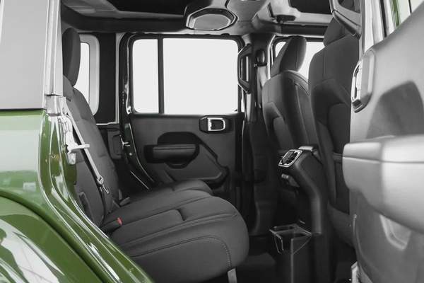 2,580 AED / 60 months | 0% DP | 2022 Jeep Wrangler Unlimited Sport