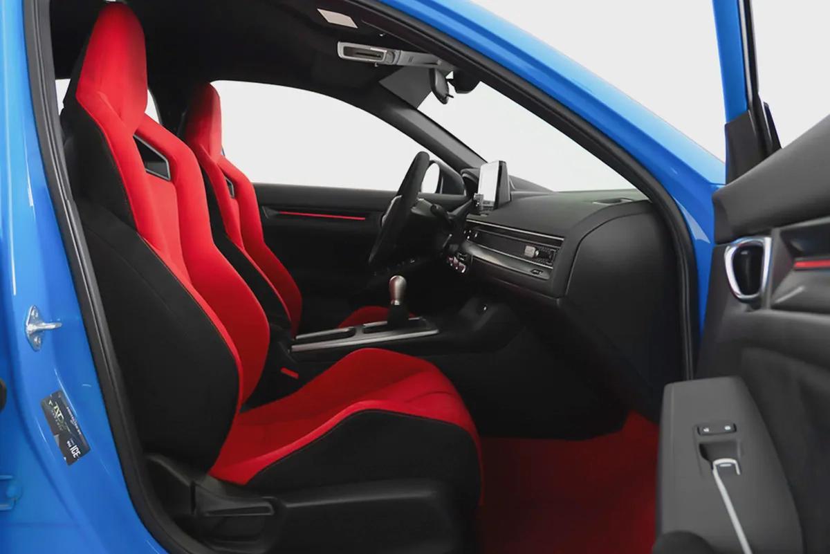 4,419 AED / 60 month’s | 0% DP | 2025 Honda Civic Type R / Honda Warranty-7-7