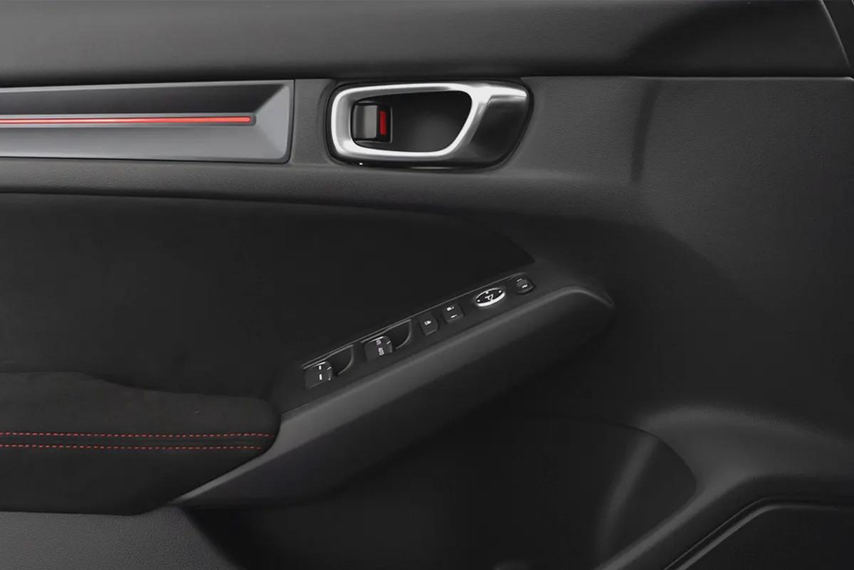 4,419 AED / 60 month’s | 0% DP | 2025 Honda Civic Type R / Honda Warranty-8-8