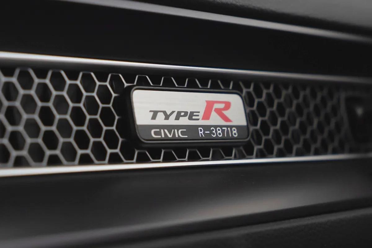 4,419 AED / 60 month’s | 0% DP | 2025 Honda Civic Type R / Honda Warranty-9-9