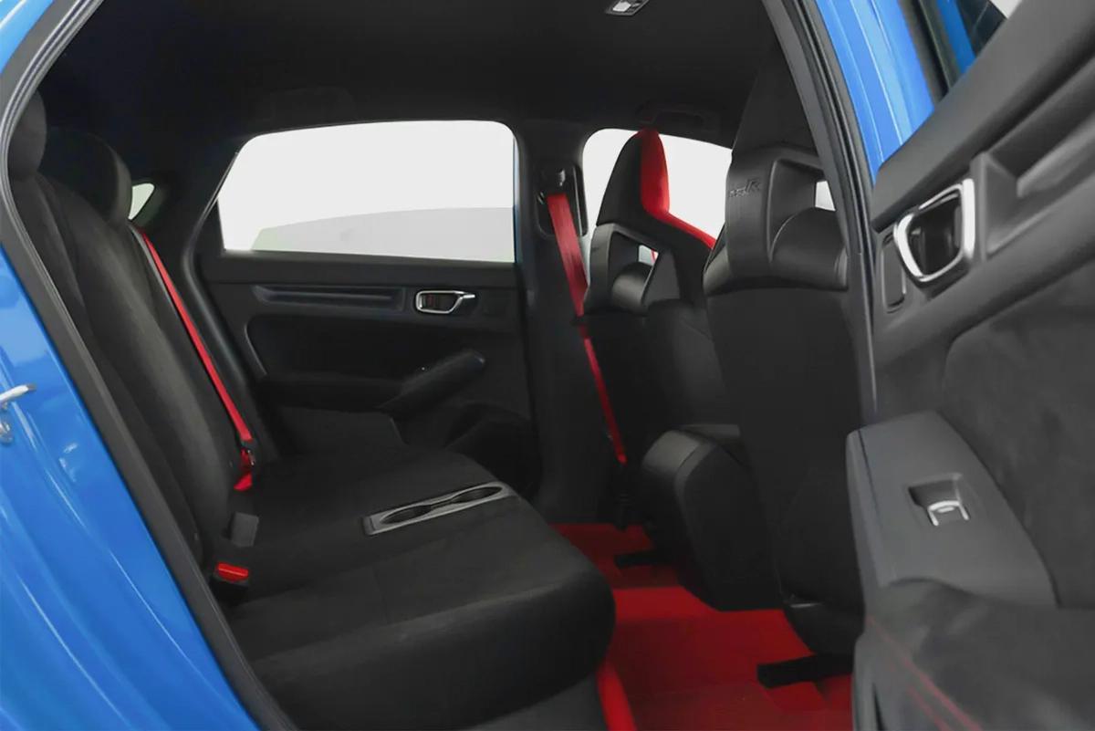 4,419 AED / 60 month’s | 0% DP | 2025 Honda Civic Type R / Honda Warranty-16-16