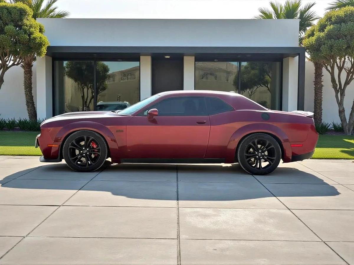 AED 1,050 P.M | 0% DOWN PAYMENT | DODGE CHALLENGER R/T | 2021-19-19