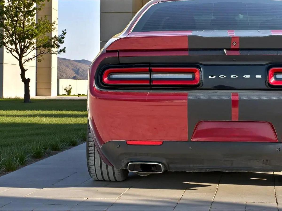 AED 1,050 P.M | 0% DOWN PAYMENT | DODGE CHALLENGER R/T | 2021-15-15