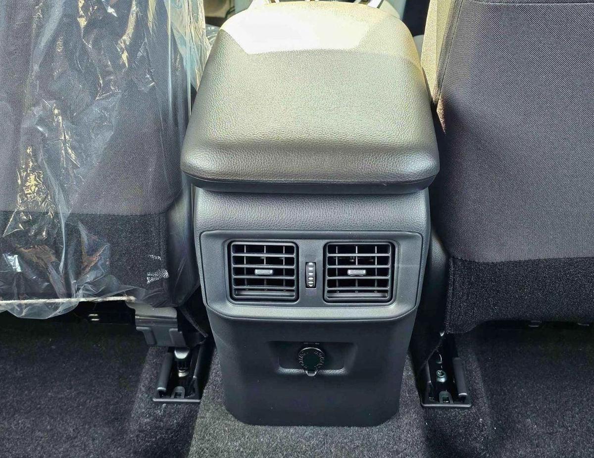 Toyota RAV4 CVT CITY VERSION / BASIC / 2.0L PETROL V4 / CHINESE SPECE (CODE#RVPB)-16-16