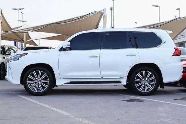 LEXUS LX570 2016 GCC Full Option