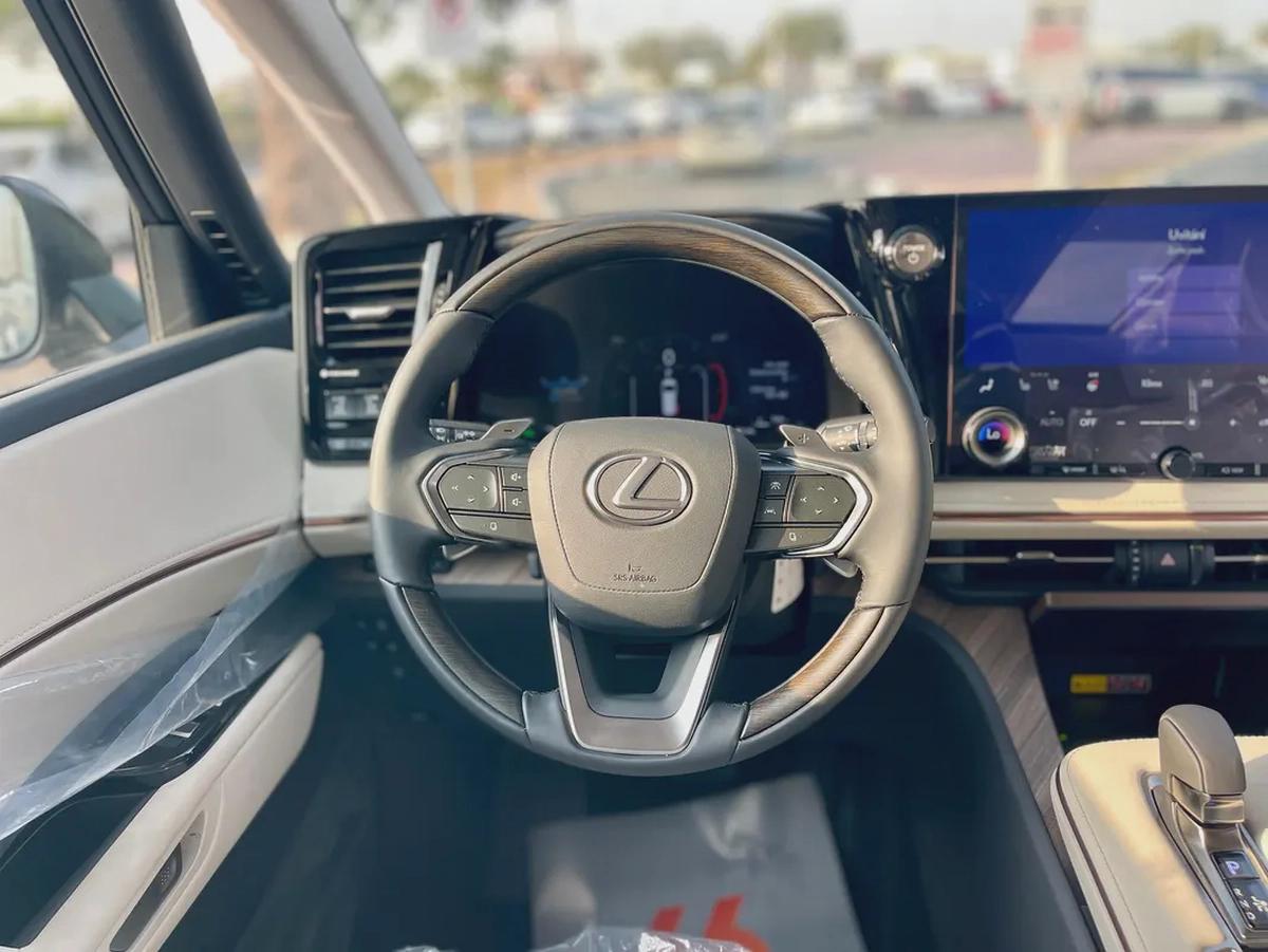 Lexus Lm350 2026 Model Luxury MPV in Graphite Black-7-7