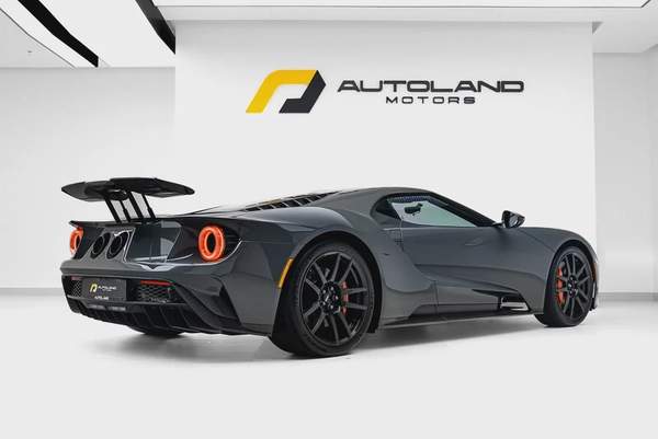 2021 FORD GT | CARBON SERIES | AKRAPOVIC EXHAUST