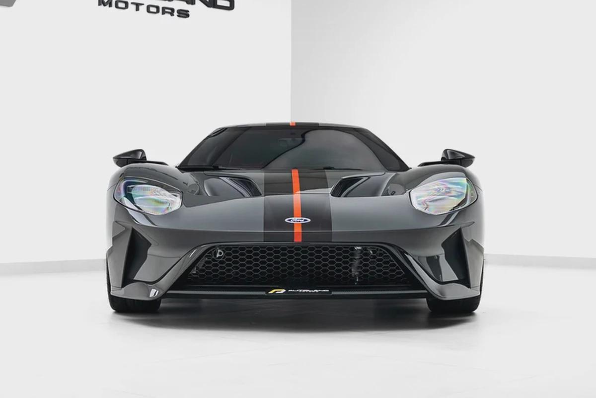 2021 FORD GT | CARBON SERIES | AKRAPOVIC EXHAUST-3-3