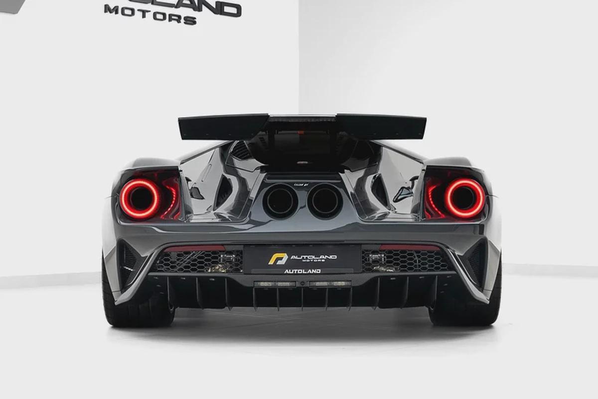 2021 FORD GT | CARBON SERIES | AKRAPOVIC EXHAUST-4-4