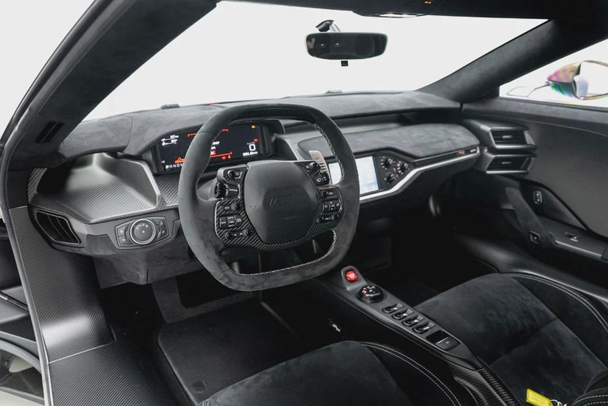 2021 FORD GT | CARBON SERIES | AKRAPOVIC EXHAUST-11-11