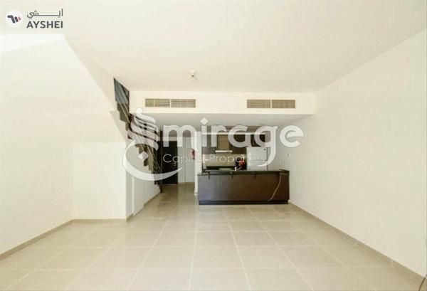 TOWNHOUSE FOR SALE IN CONTEMPORARY STYLE, AL REEF VILLAS