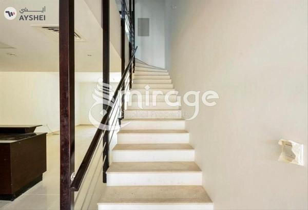 TOWNHOUSE FOR SALE IN CONTEMPORARY STYLE, AL REEF VILLAS