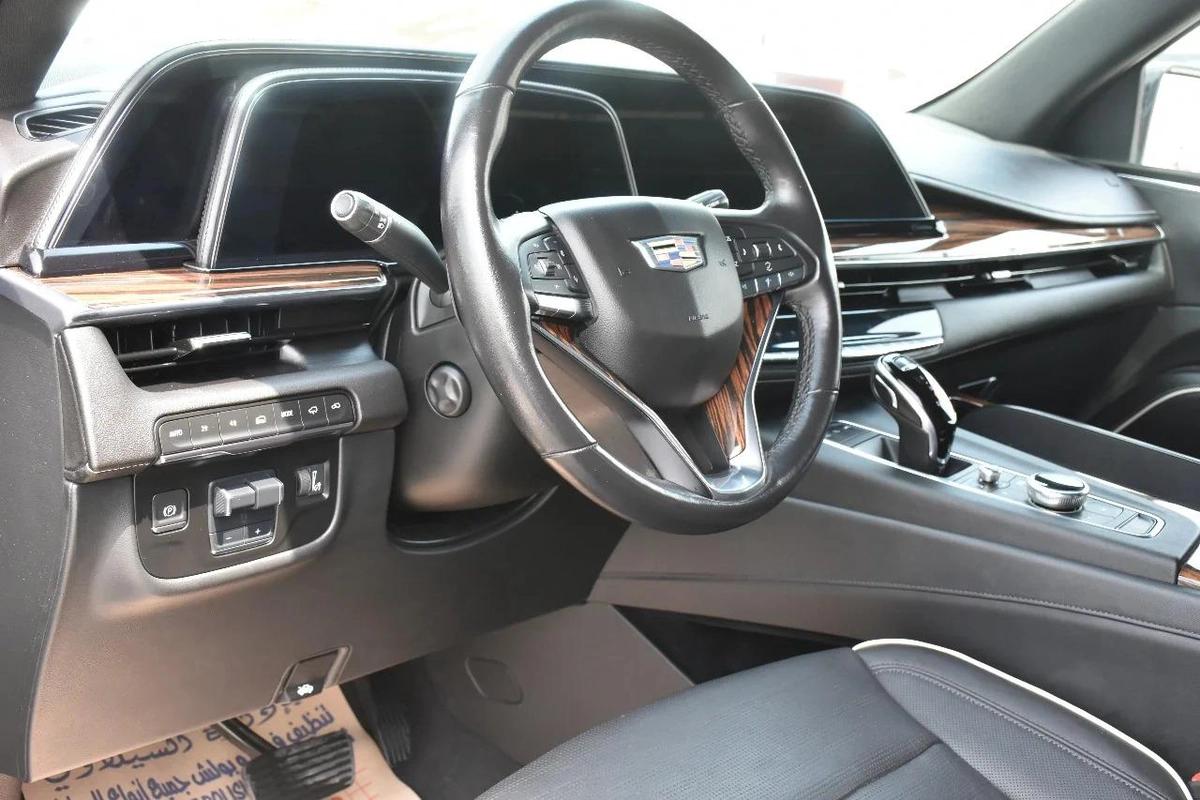 ESCALADE PREMIUM LUXURY 2021 | BLACK-5-5