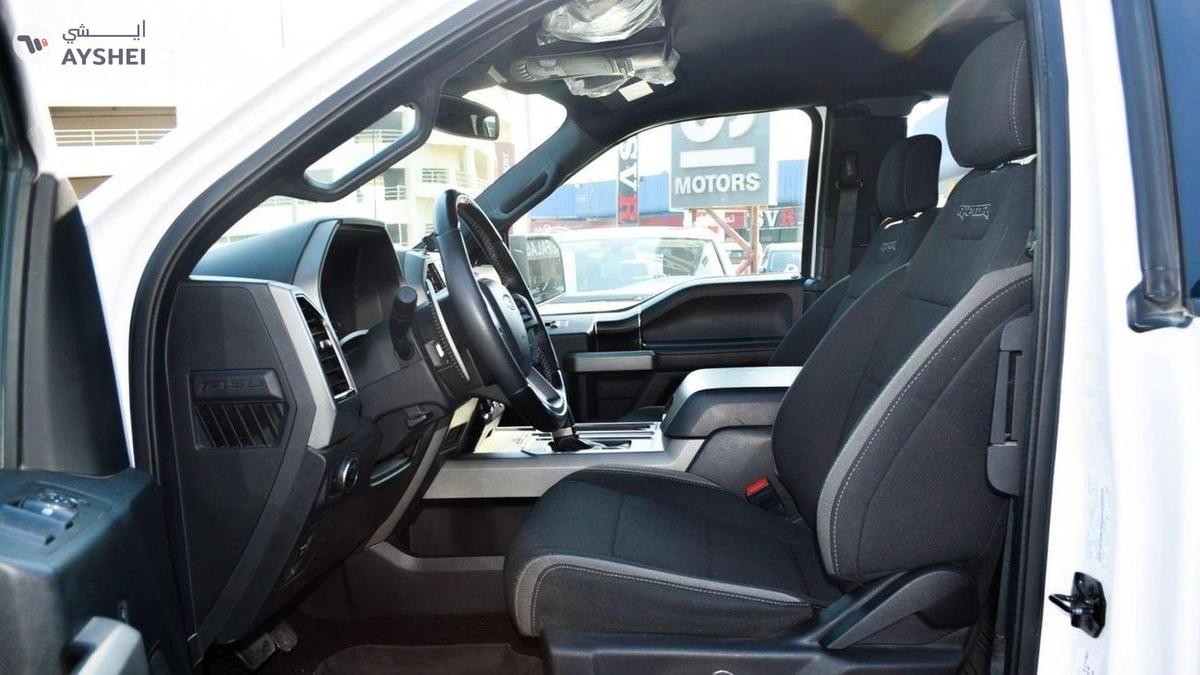 Ford F 150 Raptor-5-5