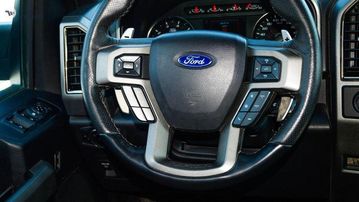 Ford F 150 Raptor-9-9