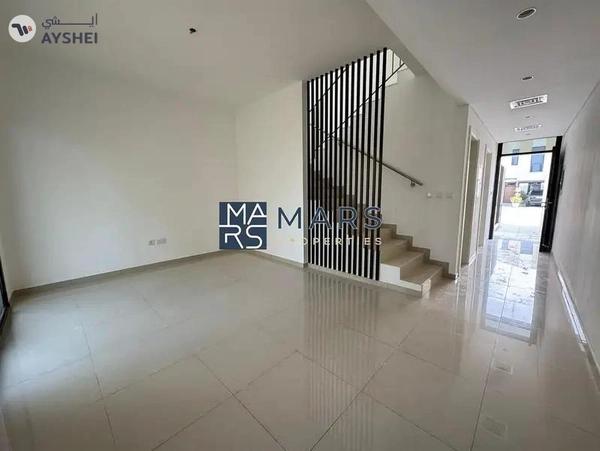 Spacious| Corner 2 Bedroom Townhouse| Maid Room| Best Price| Close To Park