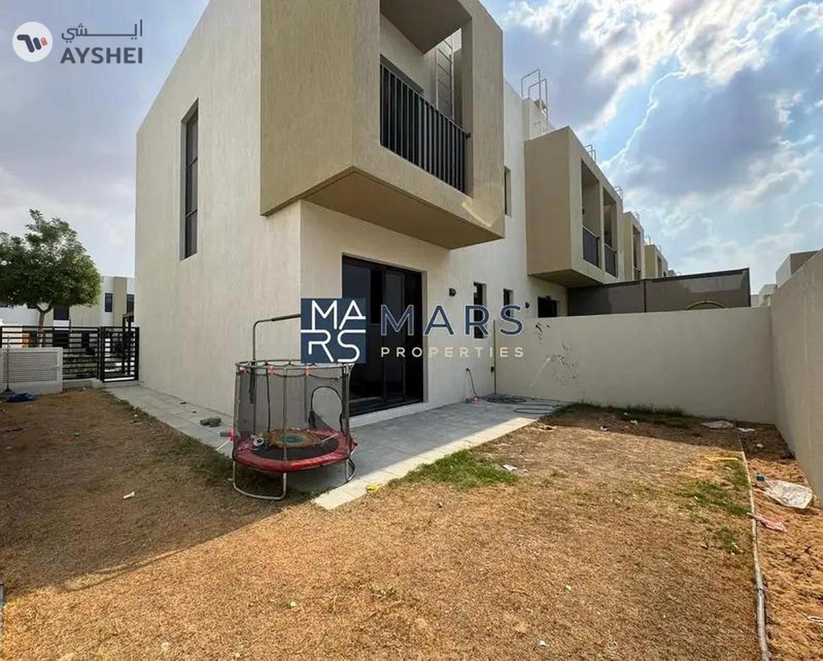 Spacious| Corner 2 Bedroom Townhouse| Maid Room| Best Price| Close To Park-4-4