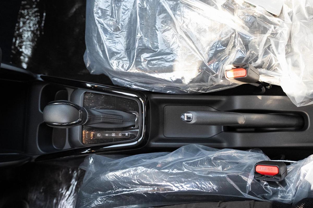 SUZUKI SWIFT 1.2 GLX 2026-15-15