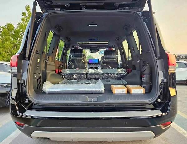 Toyota Land Cruiser GR SPORT TWIN TURBO / BIG DVD/REAR ENTERTAINMENT DVD/COOL BOX (CODE#LC3GRH)