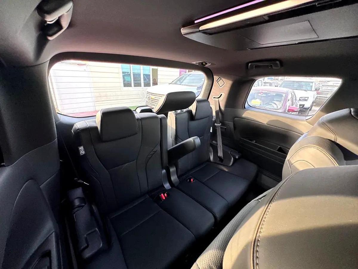 2024 (RIGHT HAND DRIVE) ALPHARD Z 2.5L 7-SEATS PETROL BRAND NEW 0Km FOR EXPORT ONLY-8-8