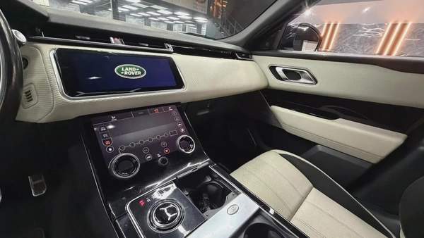 AED 1604/M | Velar P380 R Dynamic | GCC Specs | Warranty