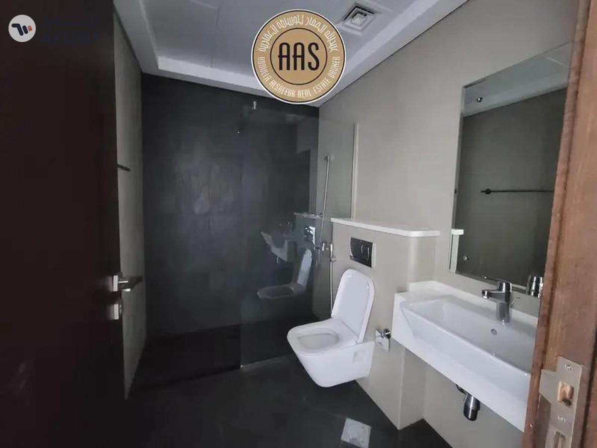 OPEN VIEW IN 1BR W/ LARGE BALCONY FOR FAMILY 73K-5-5