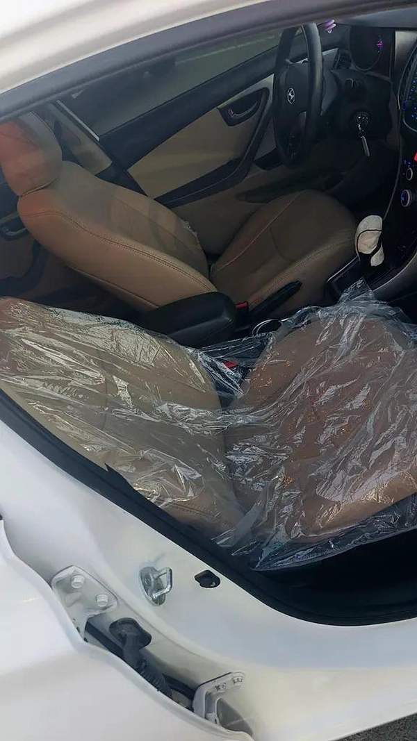 Hyundai Elantra GLS 2015 GCC Specs - Well Maintained