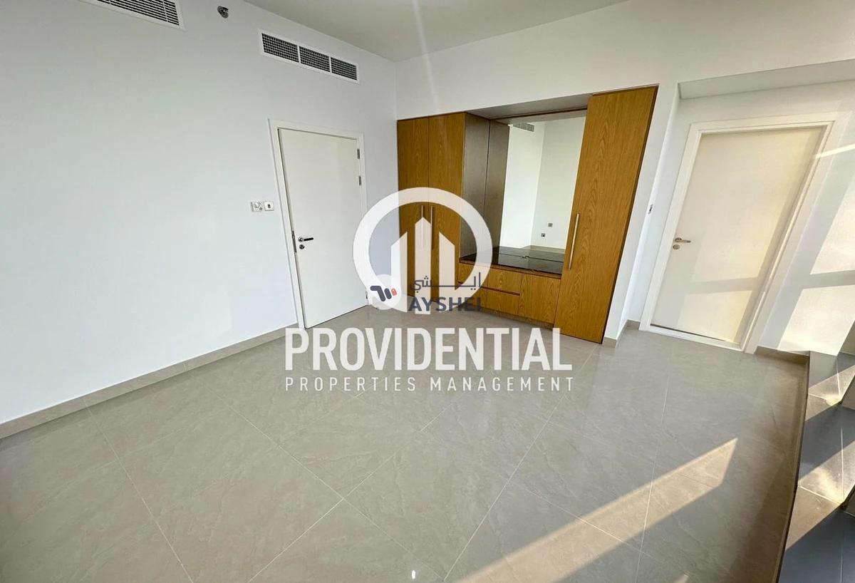 APARTMENT FOR RENT IN ETIHAD TOWER 2, ETIHAD TOWERS -3-3