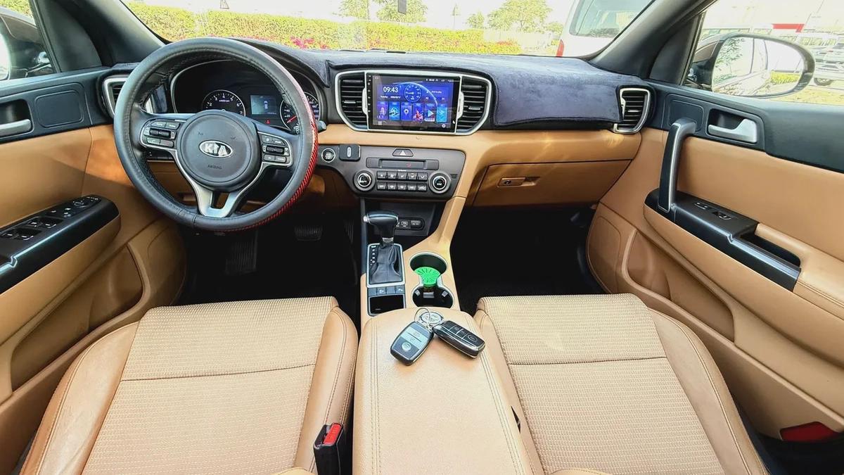 kia Sportage 2017 GCC With Sunroof ( 908 x 36 ) With Without Down Payment-9-9